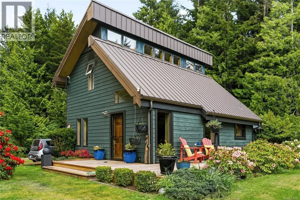 1420 Smithdale Rd, Ucluelet