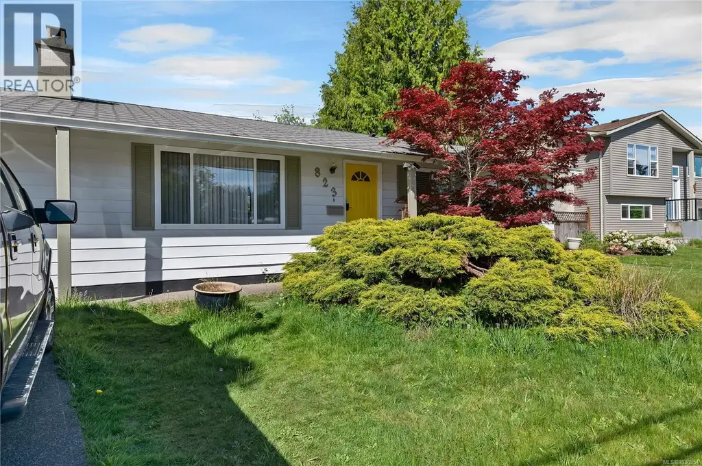 823 Kalmar Rd, Campbell River