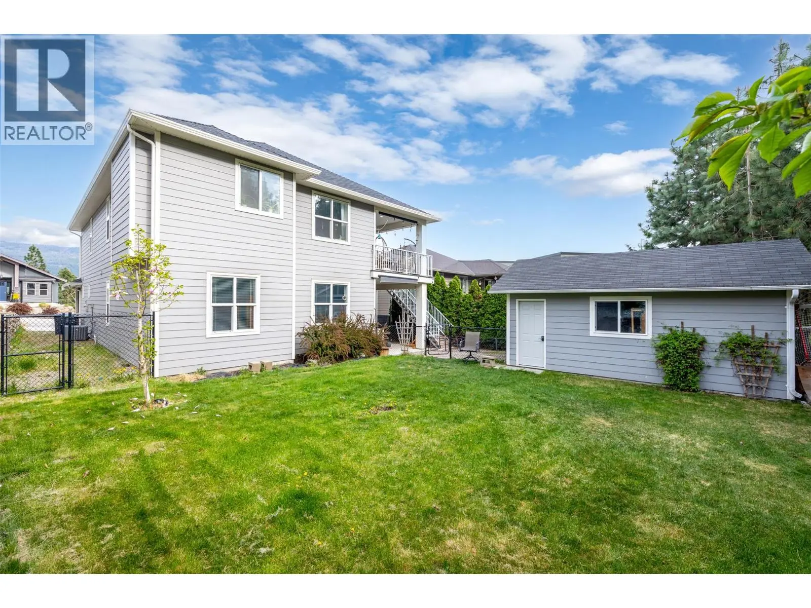 13272 Shoreline Drive. Lake Country, British Columbia