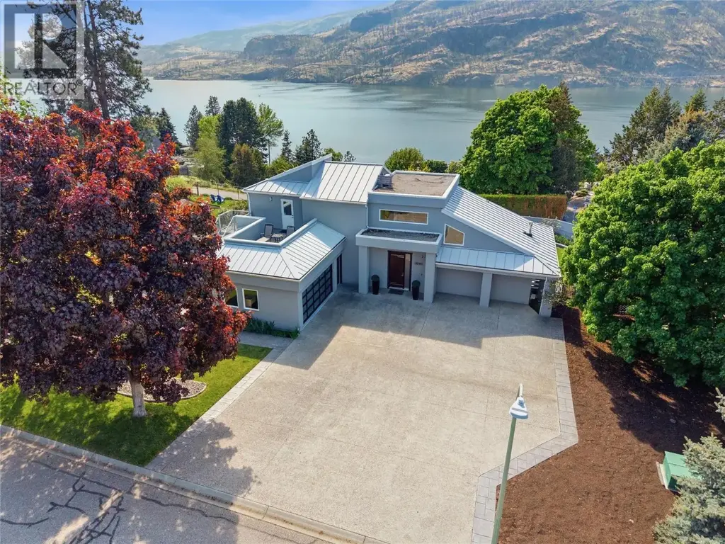 2090 Bennett Road, Kelowna