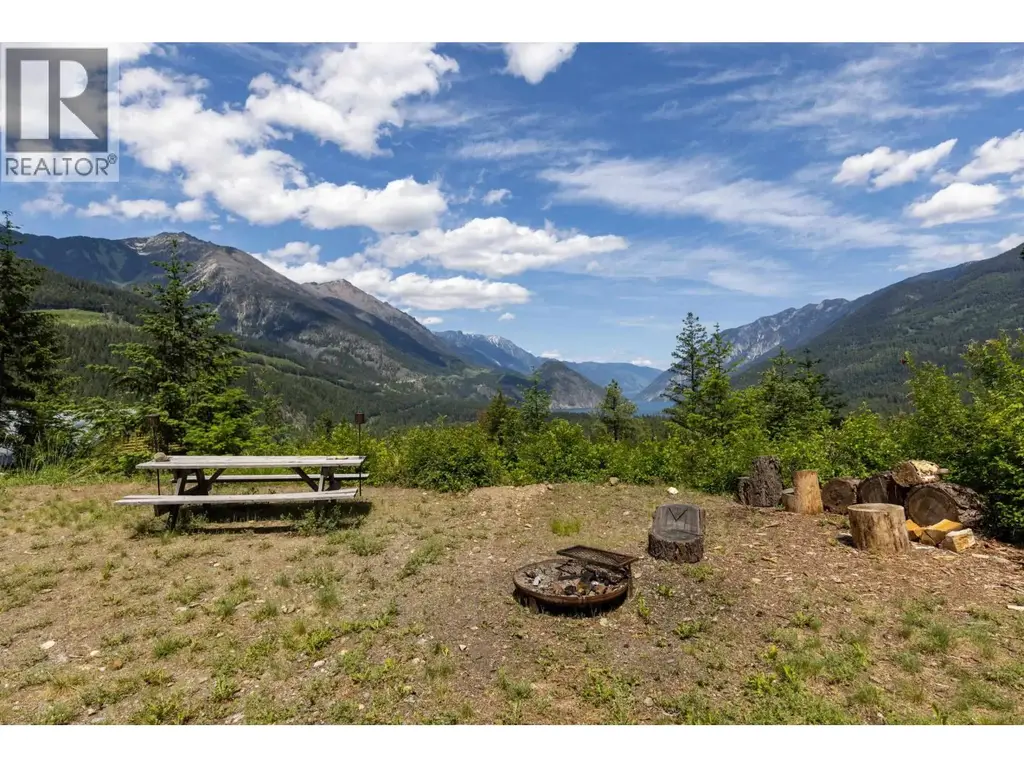 9840 Anderson Place, Pemberton