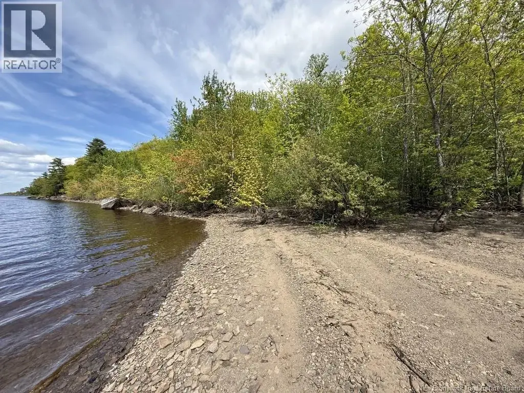 Lot 2010-01 Akerley Wharf Road, Cambridge-Narrows