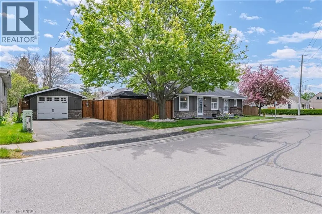 36 Crandell Avenue, Brantford