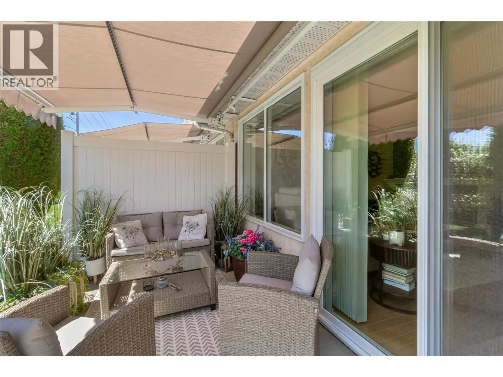 1886 Parkview Crescent Unit# 3. Kelowna, British Columbia