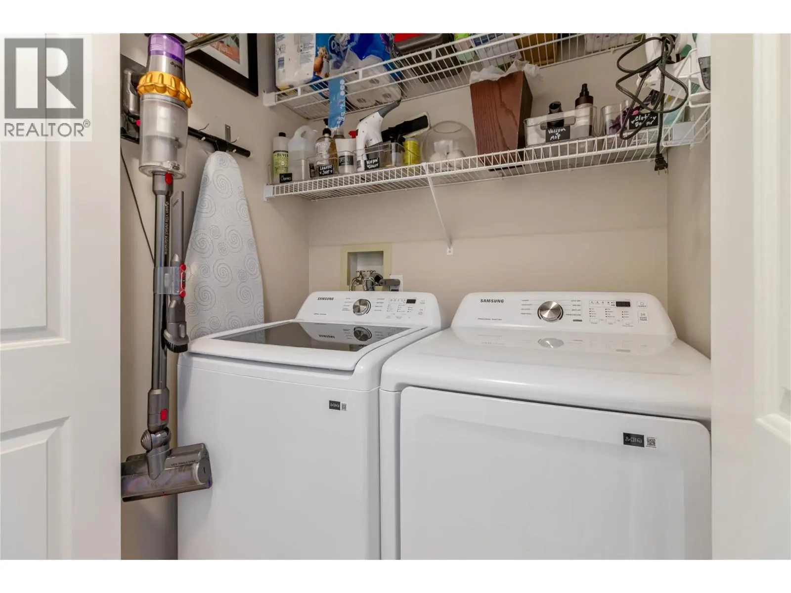1886 Parkview Crescent Unit# 3. Kelowna, British Columbia