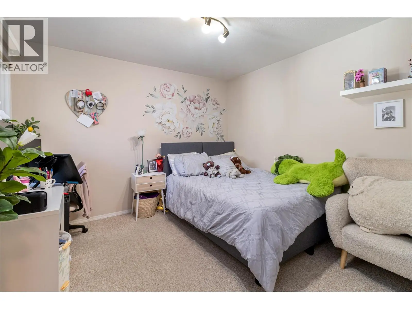 1886 Parkview Crescent Unit# 3. Kelowna, British Columbia