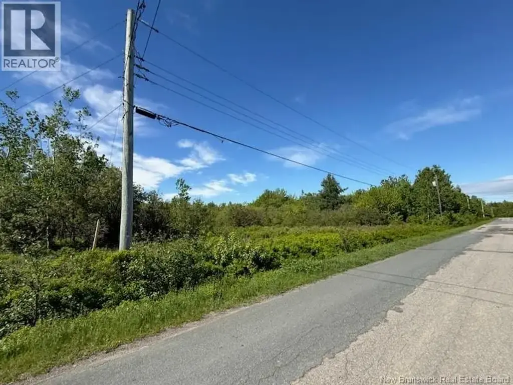 16.3 Acres Rue Richard, Bas-Caraquet