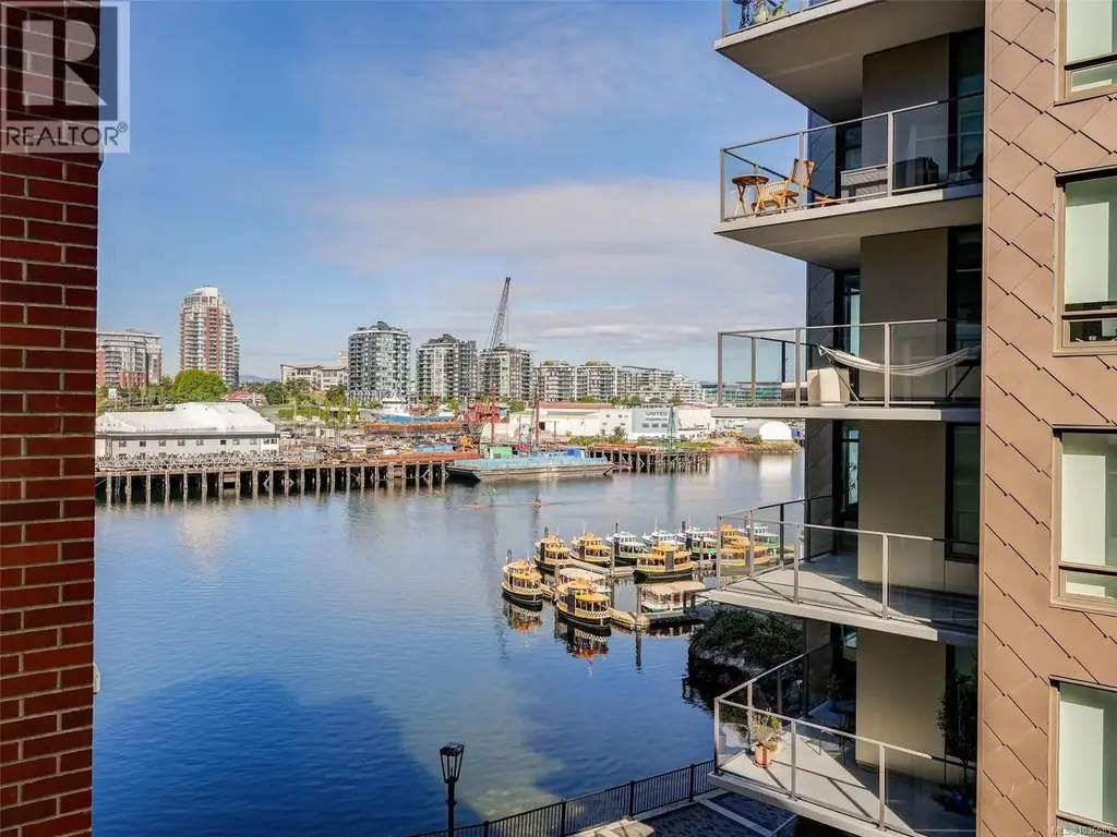 210 456 Pandora Ave, Victoria