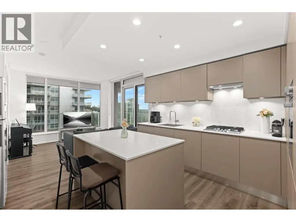905 3833 Evergreen Place, Burnaby