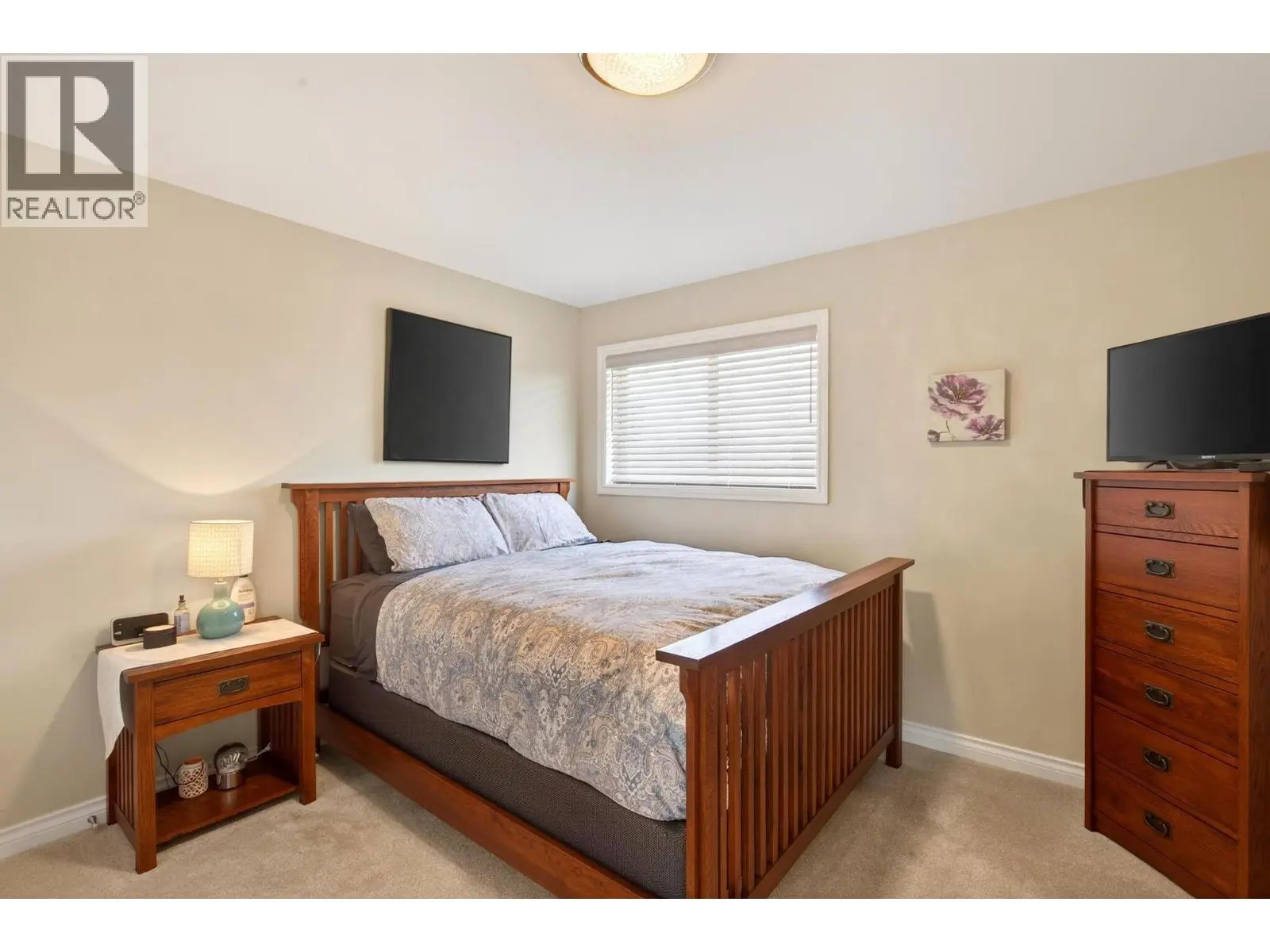1544 Woodridge Road. Kelowna, British Columbia