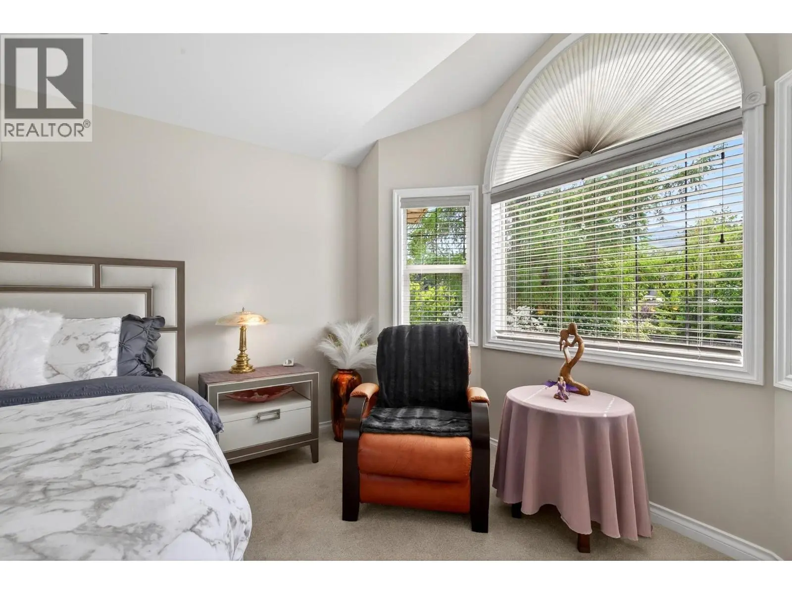 1544 Woodridge Road. Kelowna, British Columbia