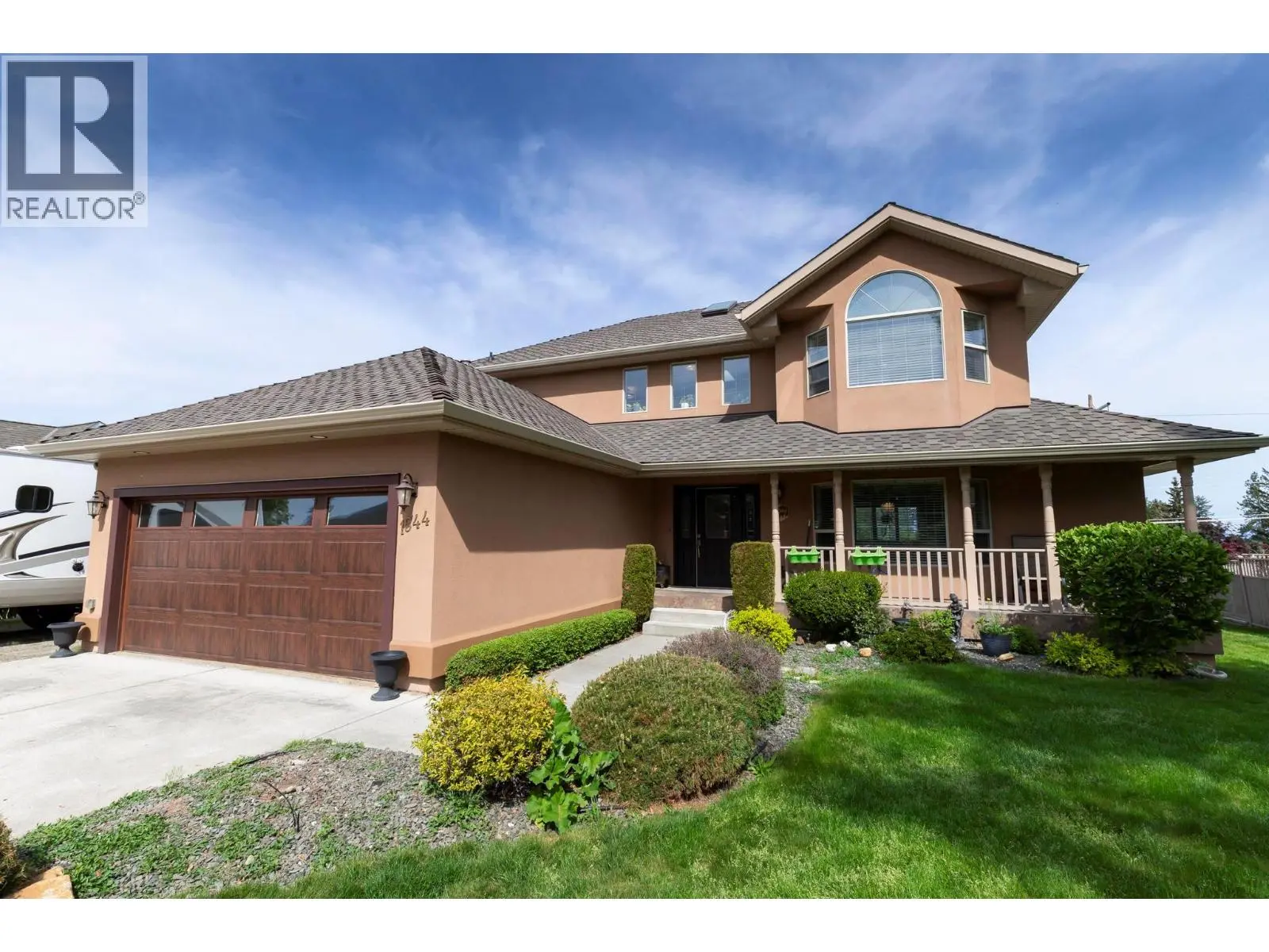 1544 Woodridge Road. Kelowna, British Columbia