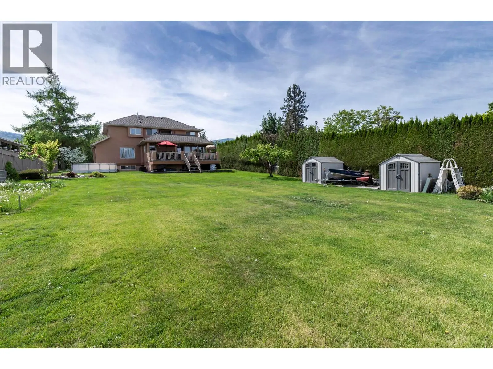 1544 Woodridge Road. Kelowna, British Columbia