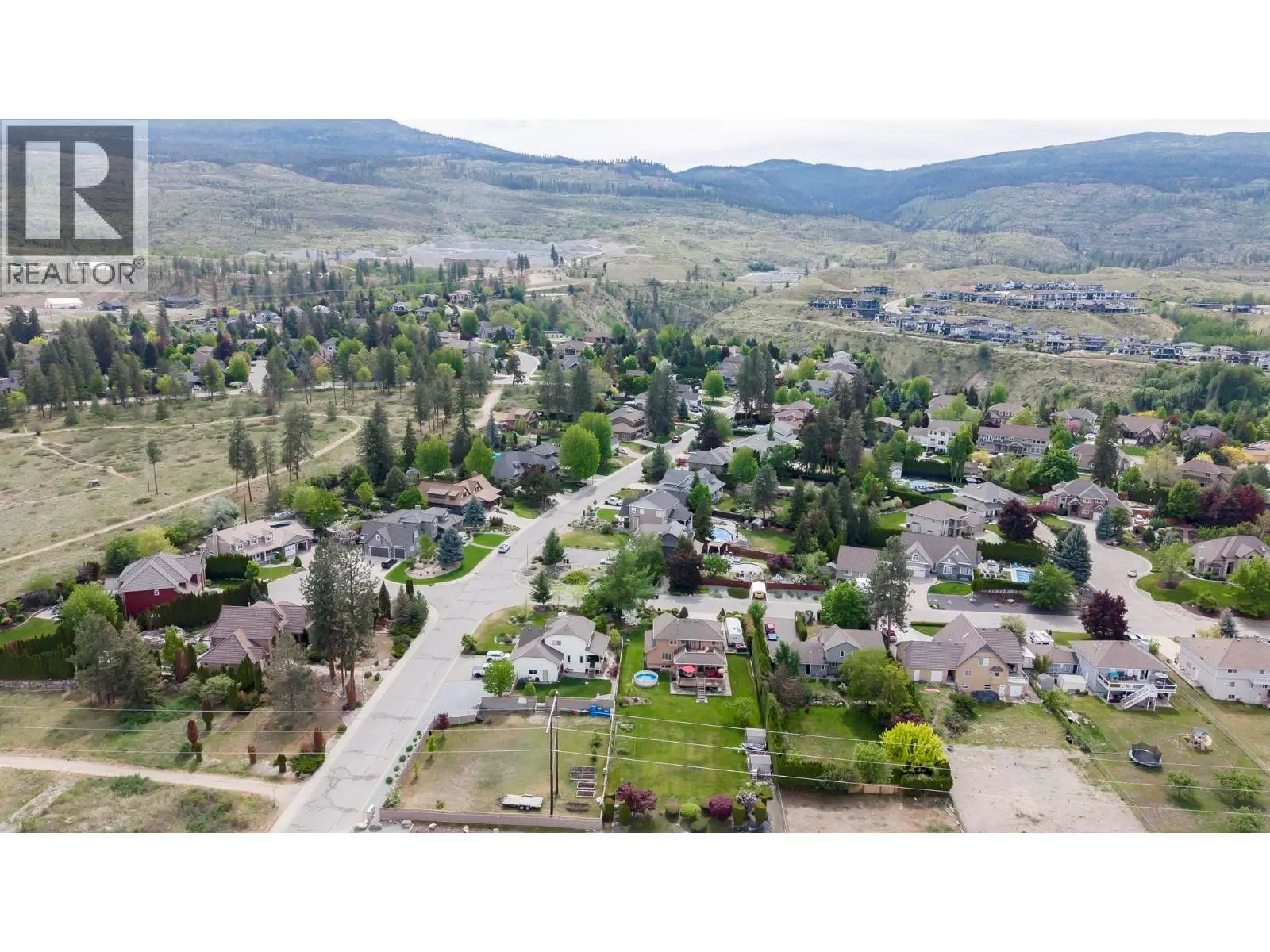 1544 Woodridge Road. Kelowna, British Columbia