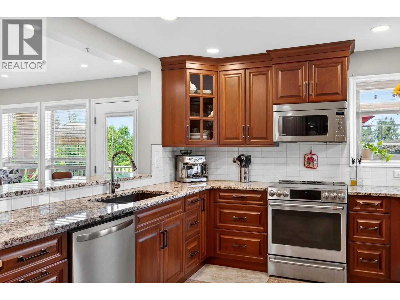 1544 Woodridge Road. Kelowna, British Columbia