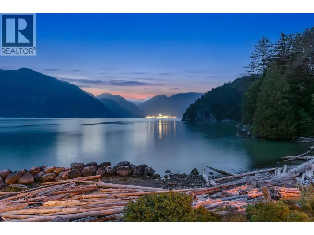 6 Beach Drive, West Vancouver
