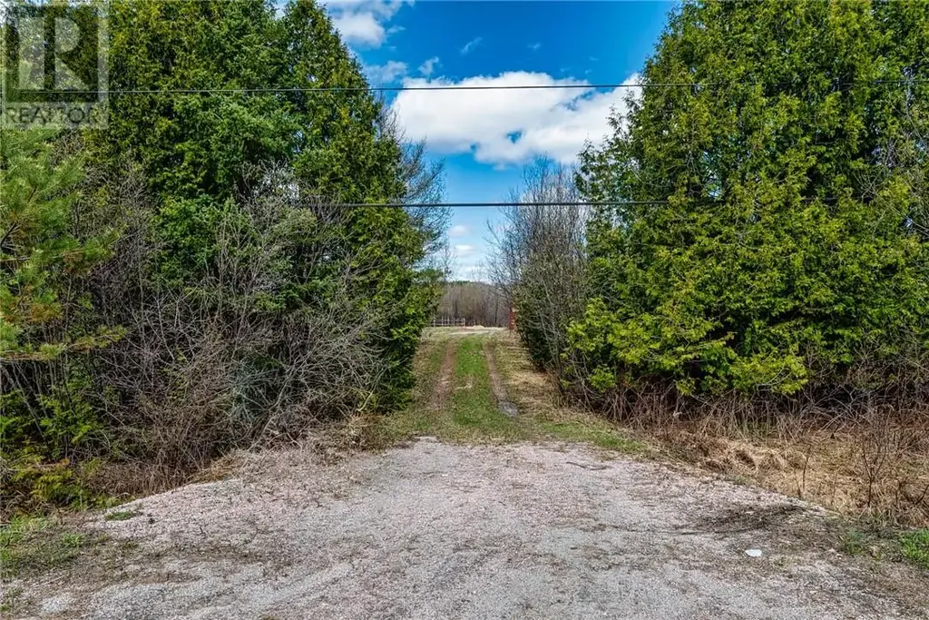 3599 Highway 64, Noelville