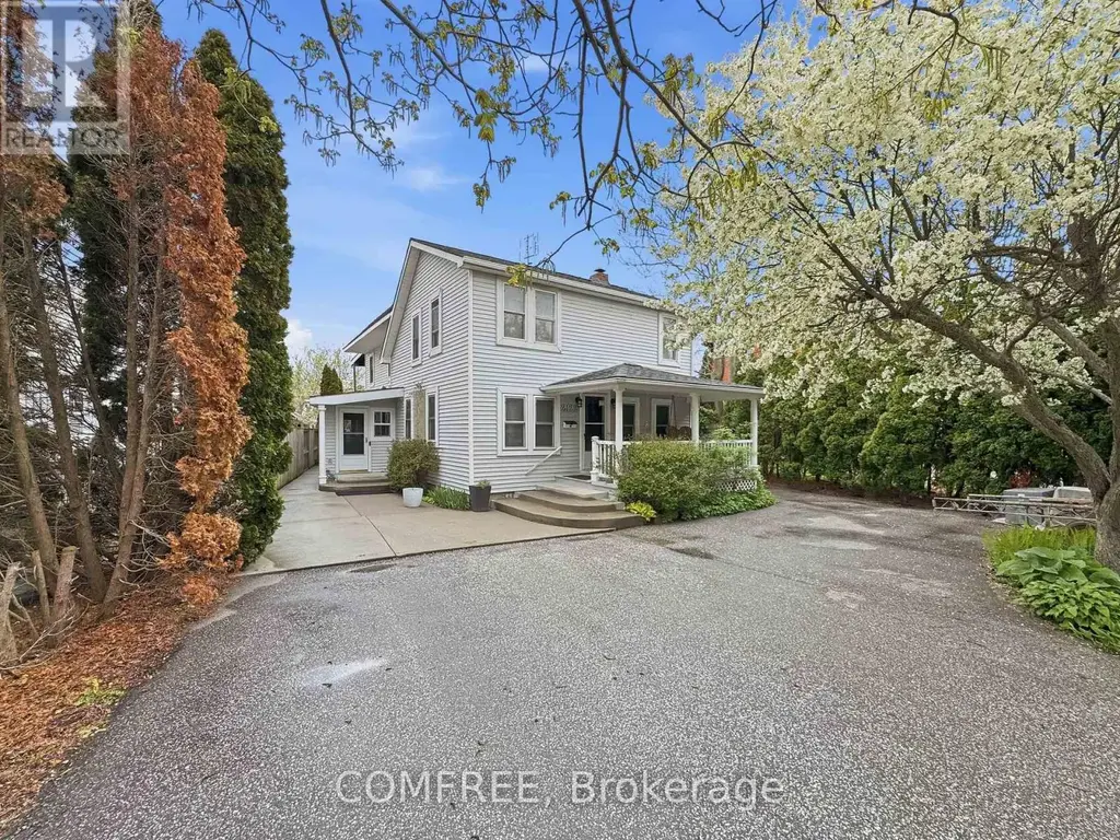 2122 Old Front Road, LaSalle
