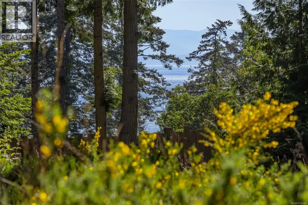 2613 Shoal Rd, Pender Island