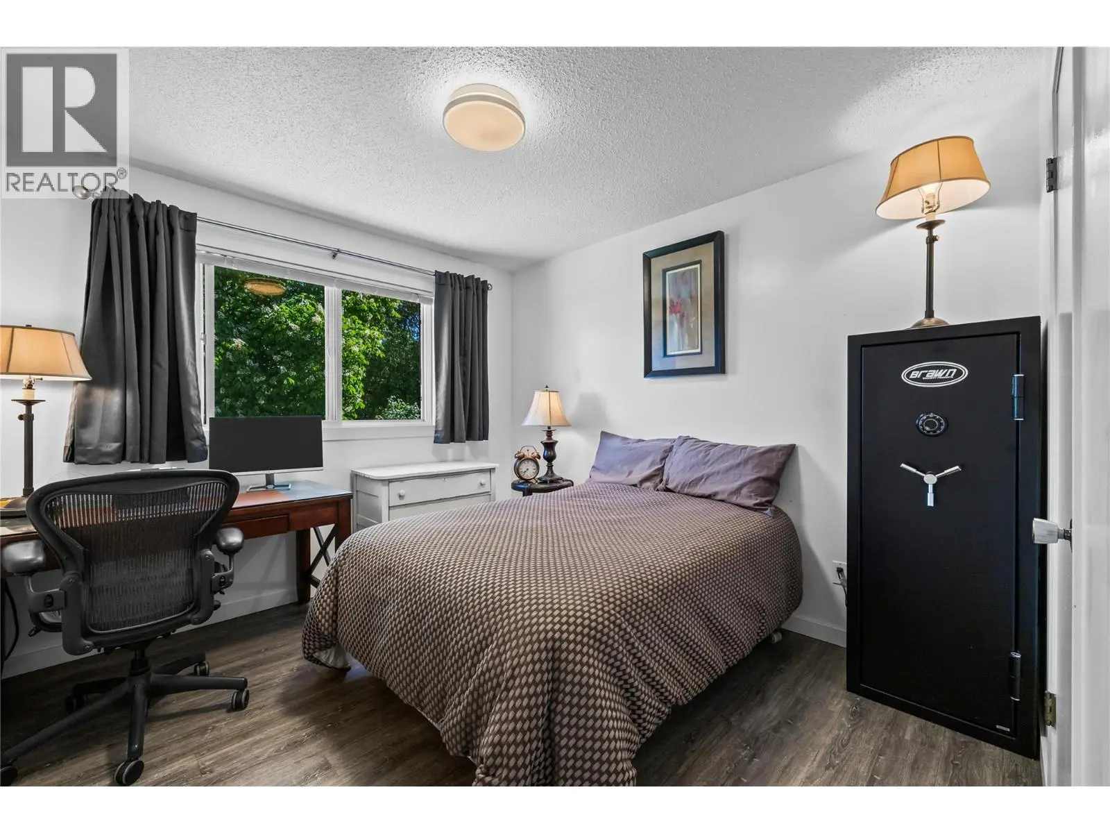 992 Grenfell Court. Kelowna, British Columbia