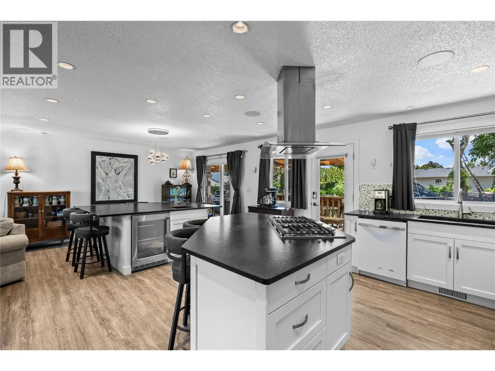 992 Grenfell Court. Kelowna, British Columbia
