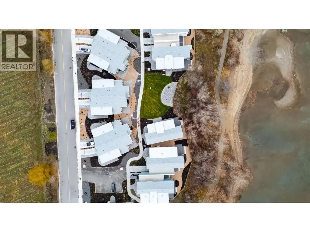 3040 Landry Crescent, Summerland