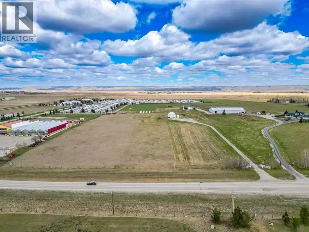 33066 Township Road 250, Rural Rocky View County