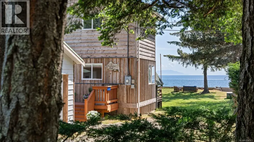416 Curtis Rd, Comox