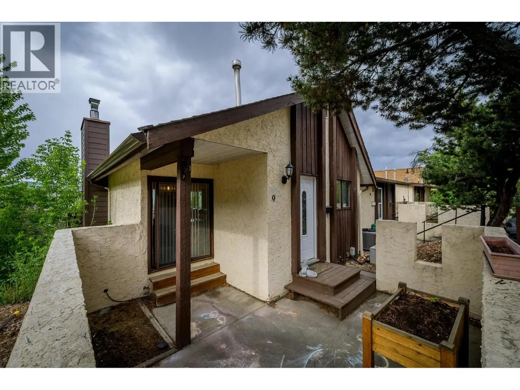 250 Pemberton Terrace Unit# 9, Kamloops