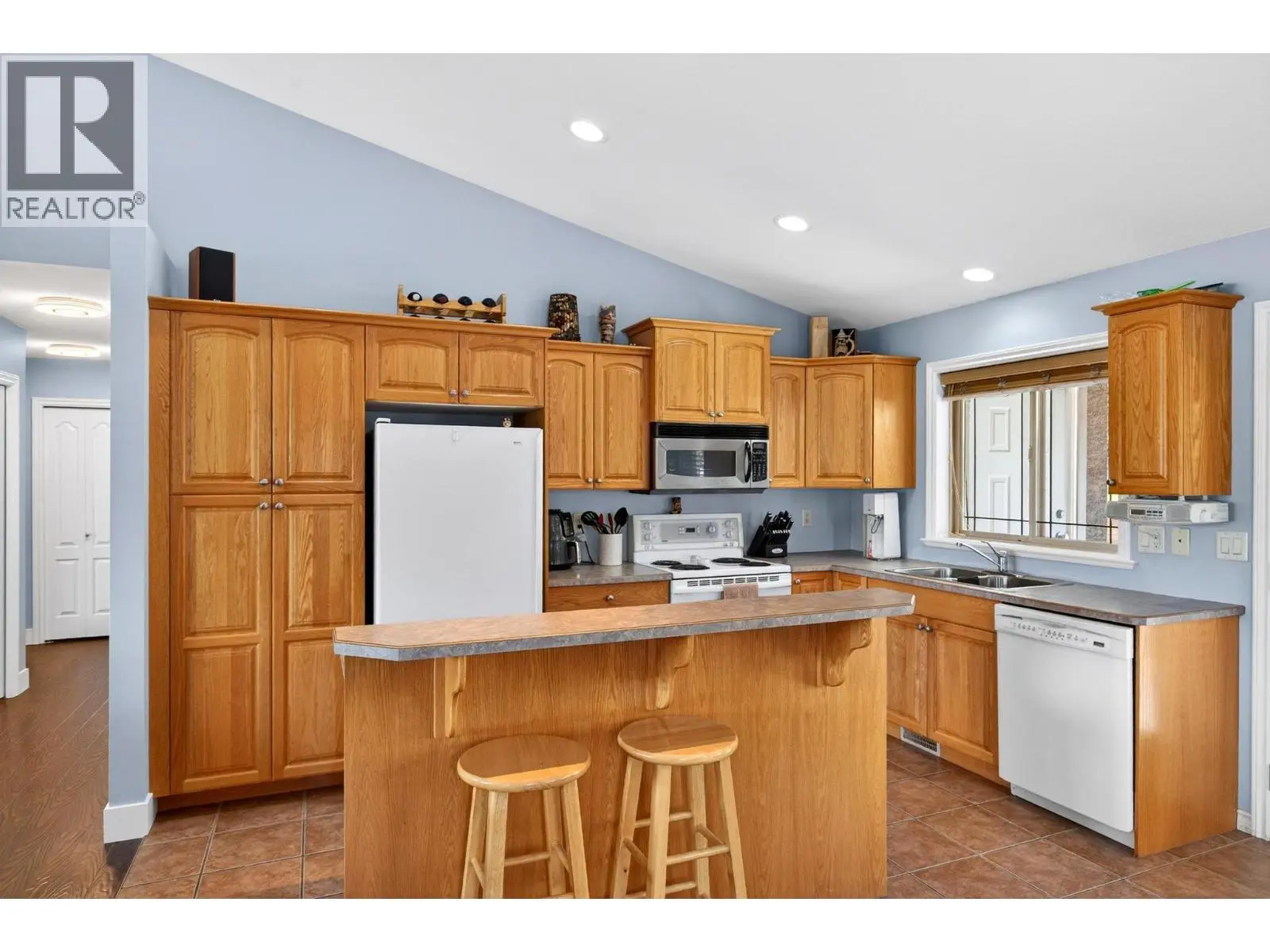 1673 Kloppenburg Road. Kelowna, British Columbia