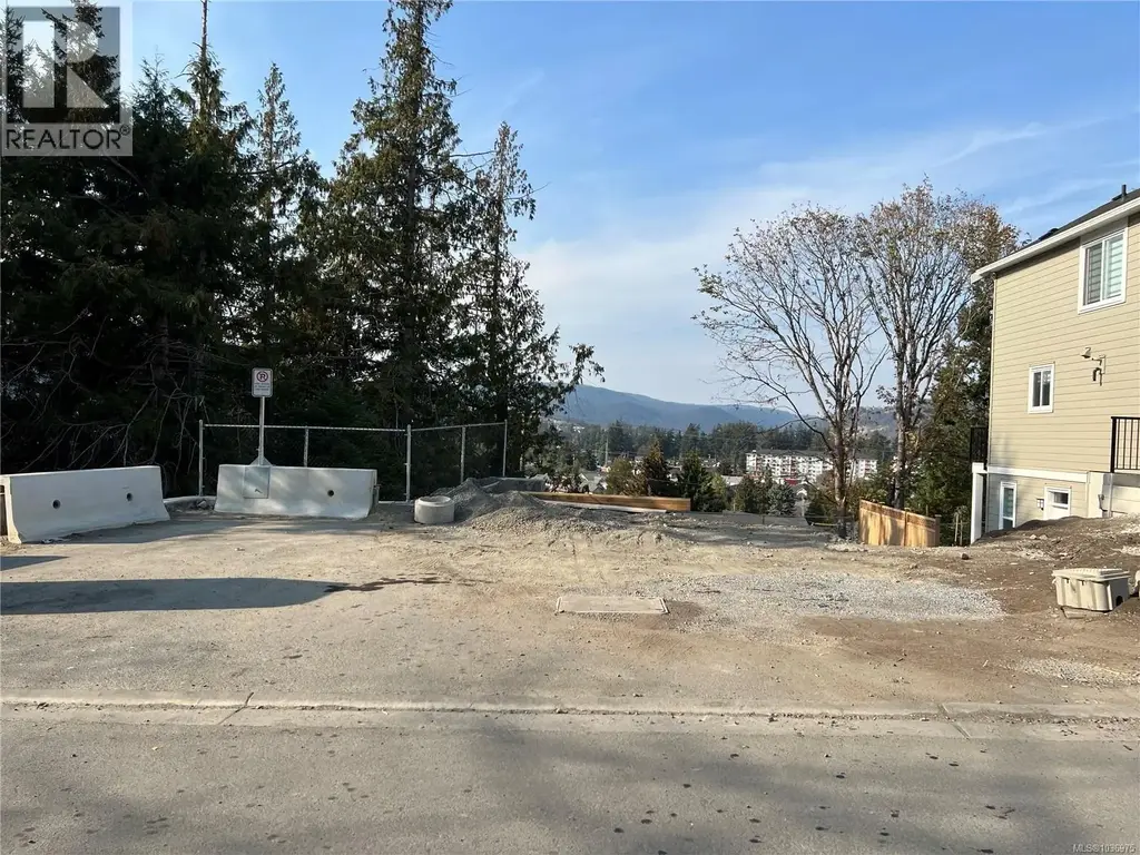 1002 Peace Keeping Cres, Langford