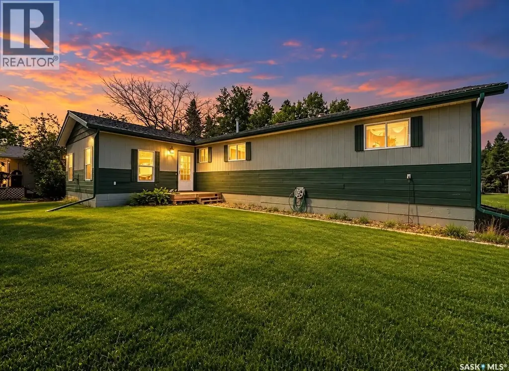23 265 Highway, Candle Lake