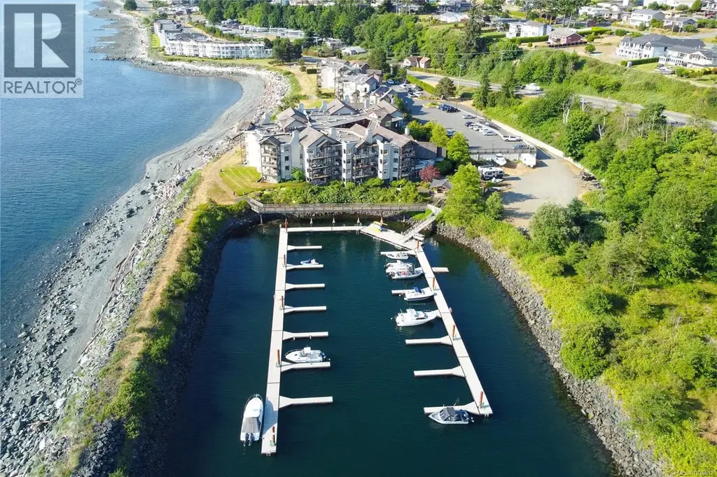 2203 27 Island Hwy S, Campbell River