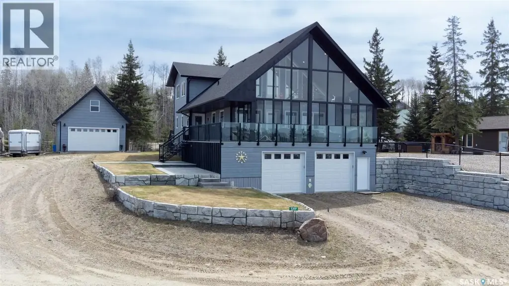 720 Spruce Street, Lac des Îles