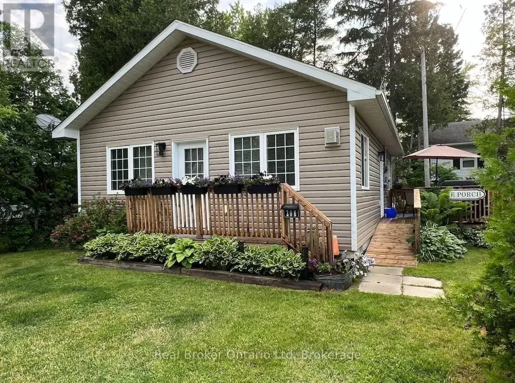 208 Second Avenue S, South Bruce Peninsula