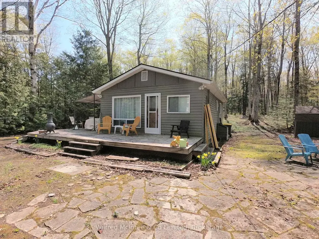210 Thompson Avenue, Native Leased Lands