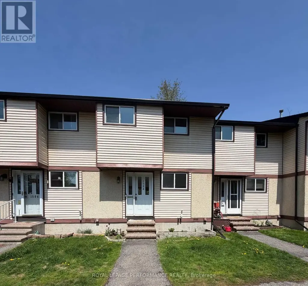 1584 Feather Lane, Ottawa