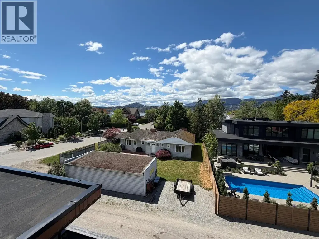 2041 Abbott Street, Kelowna