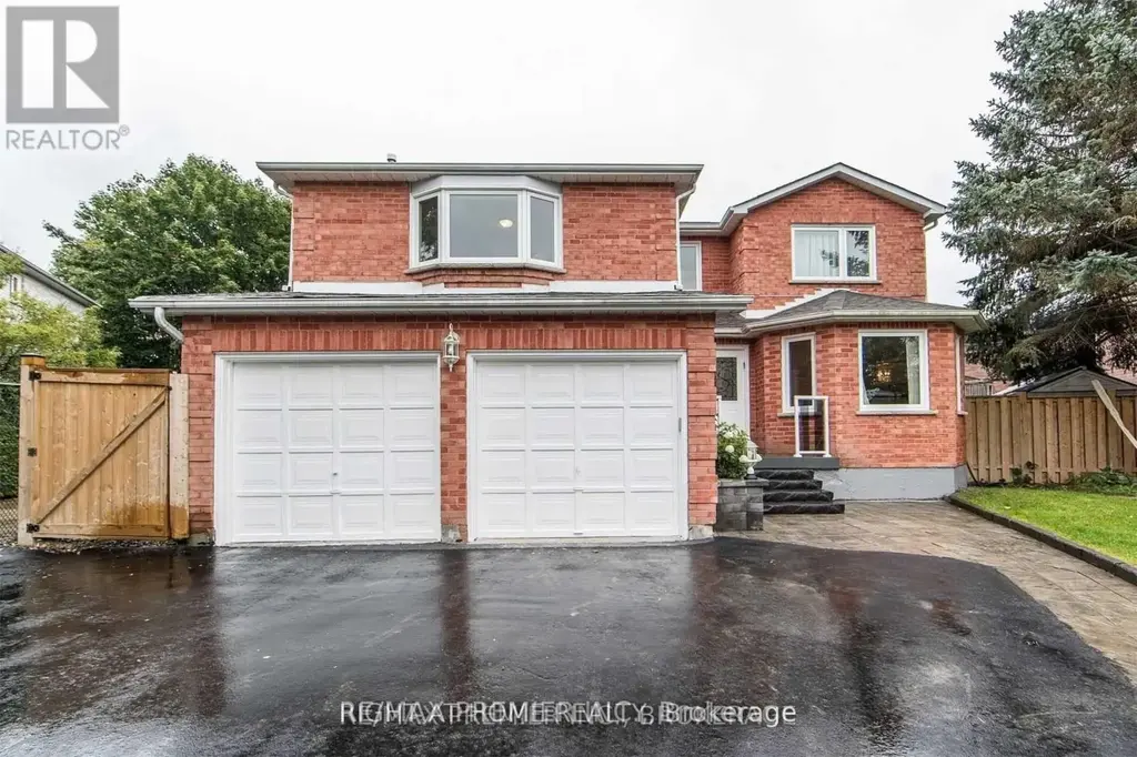 Main - 376 Kelly Crescent, Newmarket (Huron Heights-Leslie Valley)