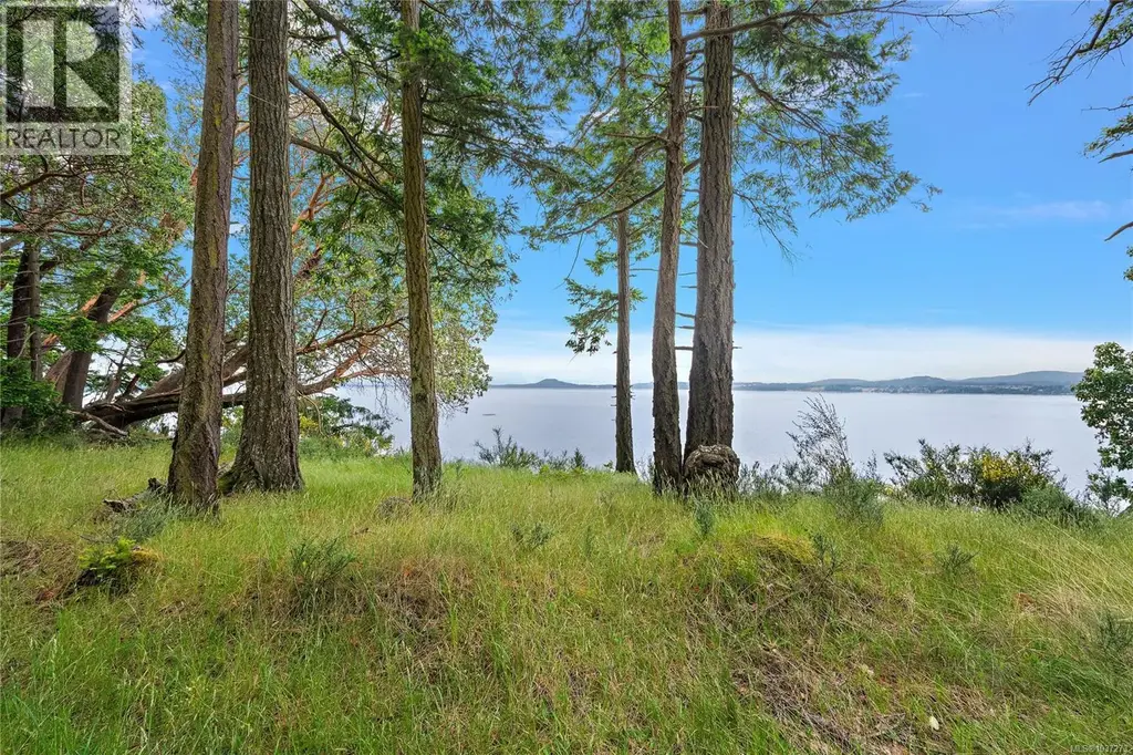 345 Evergreen Lane, Sidney Island
