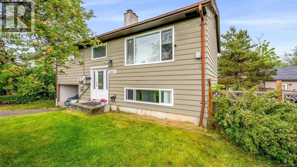 2442 Fitzgerald Ave, Courtenay