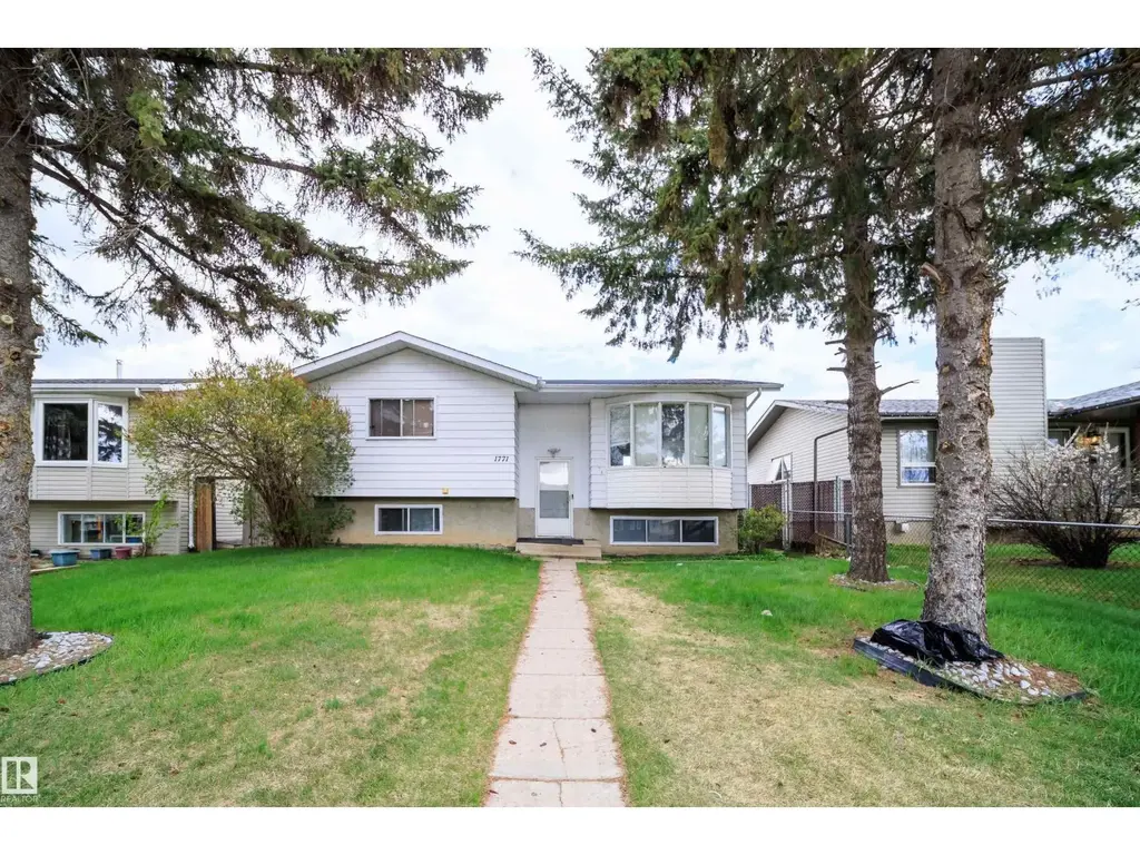 1771 37 St Nw, Edmonton