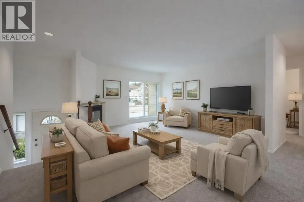 18 5610 Trail Avenue, Sechelt
