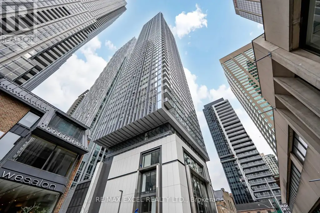 1002 - 8 Cumberland Street, Toronto (Annex)