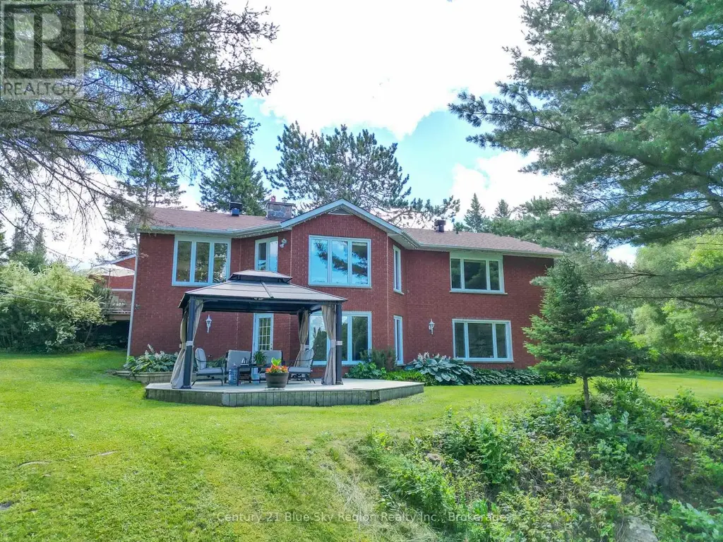 353 Macpherson Drive, East Ferris