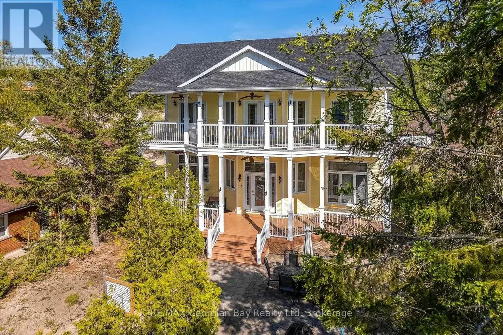1107 Tiny Beaches Road S, Tiny