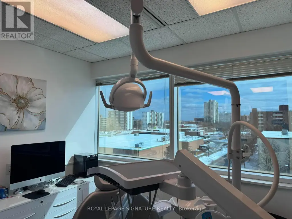 Unit 405 - 71 King Street W, Mississauga (Cooksville)