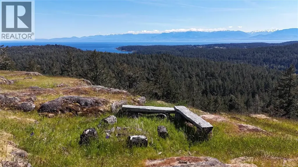 830 Montreul Hts, Metchosin