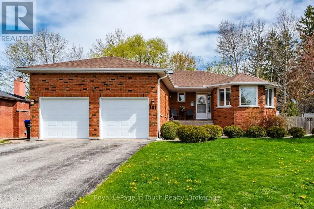 101 Peel Street, Penetanguishene