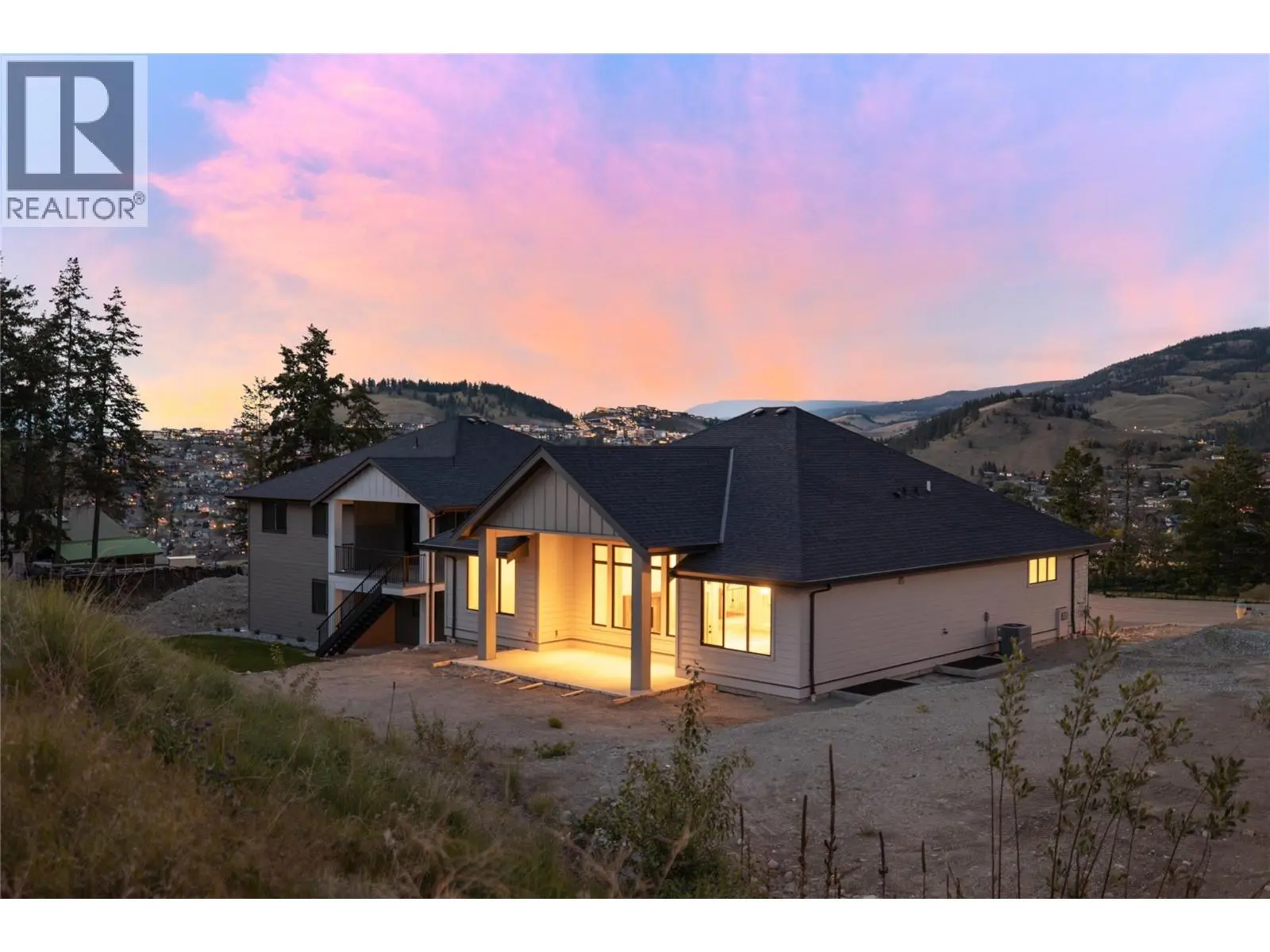 2125 Montenegro Drive. Kelowna, British Columbia